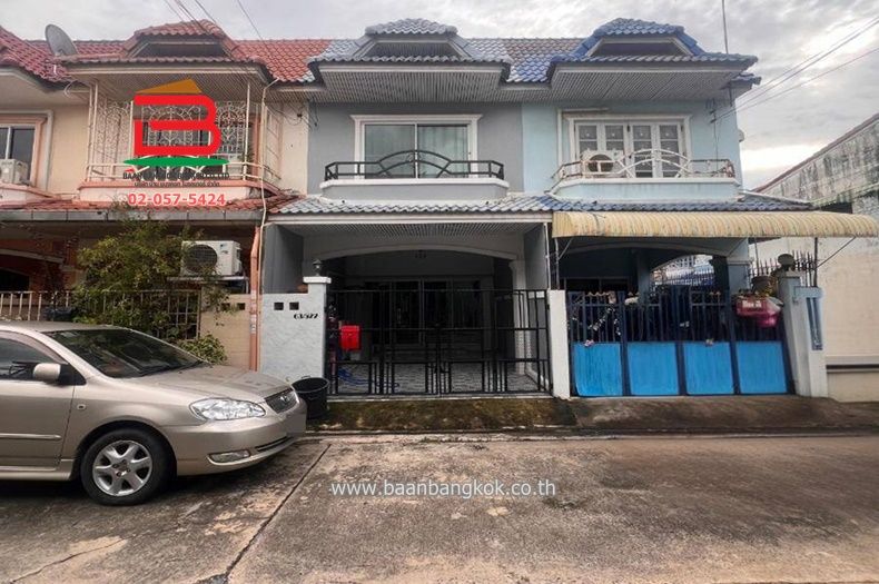 ขายทาวน์เฮาส์ - ทาวน์เฮาส์ หมู่บ้าน มนวดีพาร์ค เนื้อที่ 16 ตรว. ถนนกาญจนาภิเษก ตำบลบางรักพัฒนา อำเภอบางบัวทอง จังหวัดนนทบุรี