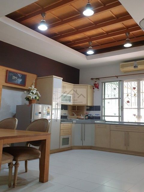 ขายทาวน์เฮาส์ - ขายทาวน์โฮม 3 ชั้น บ้านกลางเมืองพระรามเก้า- ศรีนครินทร์ ติดถนนศรีนครินทร์ ตรงข้ามธัญญาพาร์ค ติดรถไฟฟ้าสายสีเหลืองสถานีกลันตัน