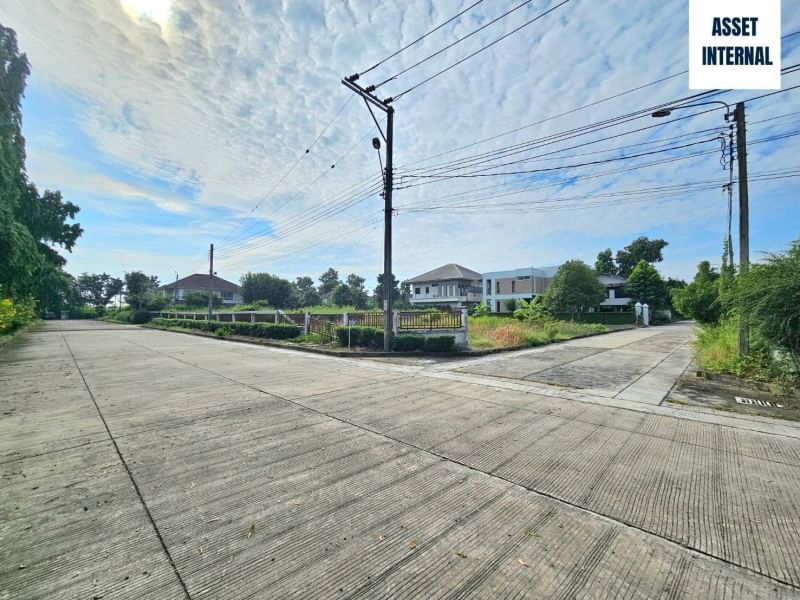 ขายที่ดิน - ขายที่ดิน 1 ไร่ 11.2 ตารางวา ในหมู่บ้าน Royal Park Vill (รอยัลปาร์ควิลล) ติดถนน สุวินทวงศ์ แขวงลำผักชี เขตหนองจอก