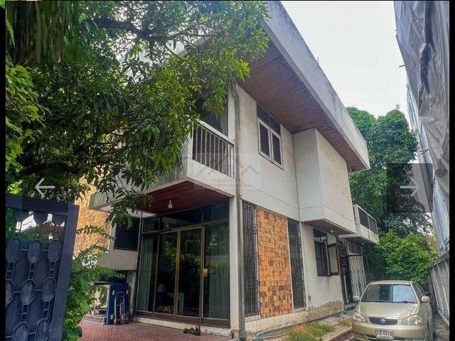 ขายบ้าน - ขายบ้านเดี่ยว 2 ชั้น 104 ตรว. ซอยสุขุมวิท 81 โครงสร้างแข็งแรง ใกล้ BTS อ่อนนุช 300 เมตร