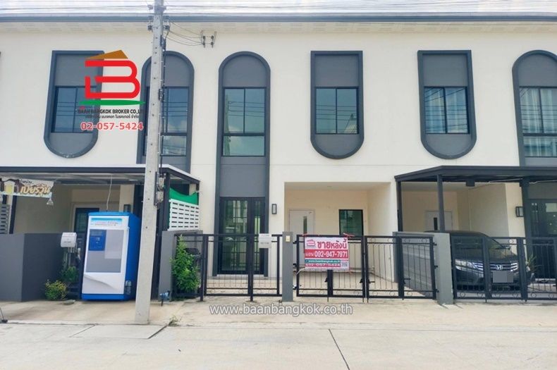 ขายทาวน์เฮาส์ - ทาวน์โฮม หมู่บ้าน M Life ลำลูกกา-คลอง 4 (เอ็มไลฟ์ ลำลูกกา-คลอง 4) เนื้อที่ 18.7 ตรว. ใกล้ตลาดเอ.ซี ลำลูกกา คลอง 4 ต.ลาดสวาย อ.ลำลูกกา จ.ปทุมธานี