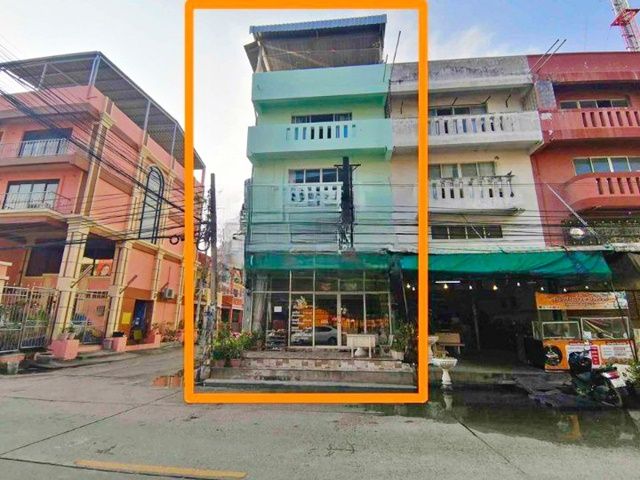 ให้เช่าอาคารพาณิชย์ / สำนักงาน - พระจอมเกล้าธนบุรี 2.8 กม. ติดถนน หัวมุม บิ๊กซี มาร์เก็ต ประชาอุทิศ 1 กม.อาคารพาณิชย์ 3 นอน 18ตร.วา.232 ตร.ม