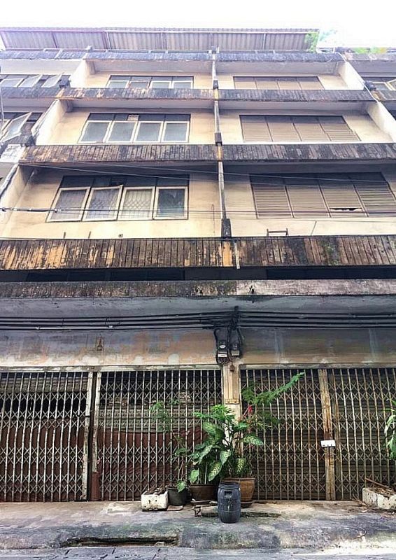 ขายอาคารพาณิชย์ / สำนักงาน - ขาย อาคาพาณิชย์ 2 คูหา ประดิพัทธ์ ซอย 1 (เข้าซอยเพียง 80 เมตร) สะพานควาย พญาไท