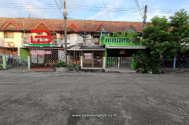 ขายทาวน์เฮาส์ - ทาวน์เฮาส์ หมู่บ้าน นฐดา คลอง 2 (ซอยรังสิต-นครนายก 60) เนื้อที่ 20.1 ตารางวา ใกล้ดรีมเวิลด์ อำเภอธัญบุรี จังหวัดปทุมธานี