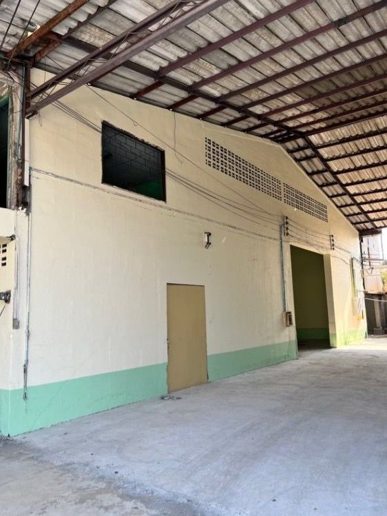 ให้เช่าโรงงาน / โกดัง - ให้เช่าโรงงาน พื้นที่สีม่วง อ้อมน้อย สมุทรสาคร ขนาด 400 ตรม มีใบอนุญาต รง.4