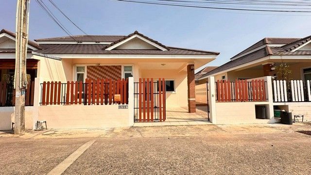 ให้เช่าบ้าน - ให้เช่า บ้านพร้อมอยู่ บ้านเดี่ยว 1ชั้น ซอยสยามคันทรีคลับ