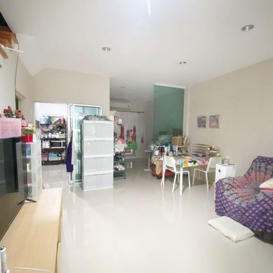 ขายทาวน์เฮาส์ - ขายทาวน์โฮม2ชั้น 20.9ตรว. ม.วิสต้าปาร์ค สาทร-ปิ่นเกล้า สภาพดี ต่อเติมครบ ราคาพร้อมคุย