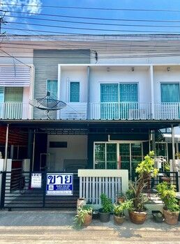 ขายทาวน์เฮาส์ - ขายทาวน์เฮ้าส์ 2 ชั้น หมู่บ้าน The Connect สุขสวัสดิ์ 26 ขนาด 18.2 ตารางวา 3 ห้องนอน แขวงบางมด เขตจอมทอง กรุงเทพมหานคร