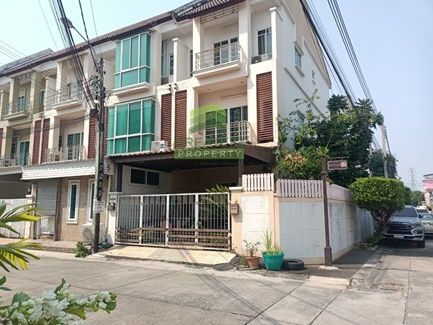 ขายทาวน์เฮาส์ - ขายบ้าน ธนาภิรมย์ ศรีนครินทร์ ทาวน์โฮม 4 ห้องนอน 22.50 ตร.ว ใจกลางศรีนครินทร์ ฟังก์ชันครบ พร้อมอยู่ ทำเลศักยภาพ