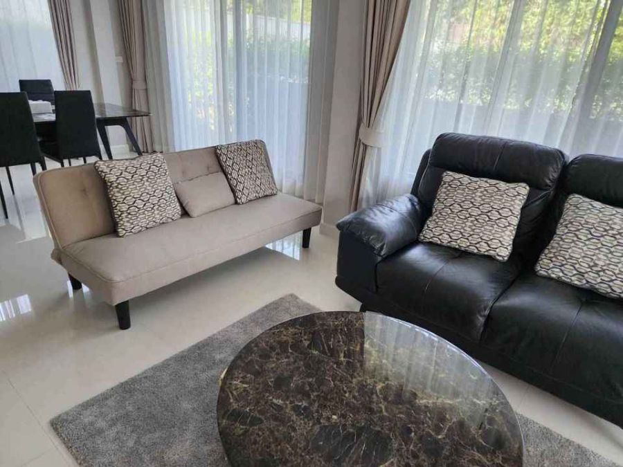 ให้เช่าบ้าน - บ้านให้เช่า เดอะซิตี้พัฒนาการ เฟส 1 หลังมุมติดถนนเมนโครงการ ใกล้สวนและส่วนกลาง บ้านเช่าตกแต่งพร้อมอยู่ ถนนพัฒนาการตัดใหม่