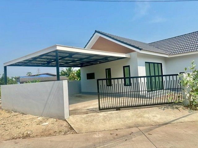 ขายบ้าน - ขายบ้านเดี่ยวสร้างใหม่ 3 นอน พิกัด หนองขาม ศรีราชา TP-H1153