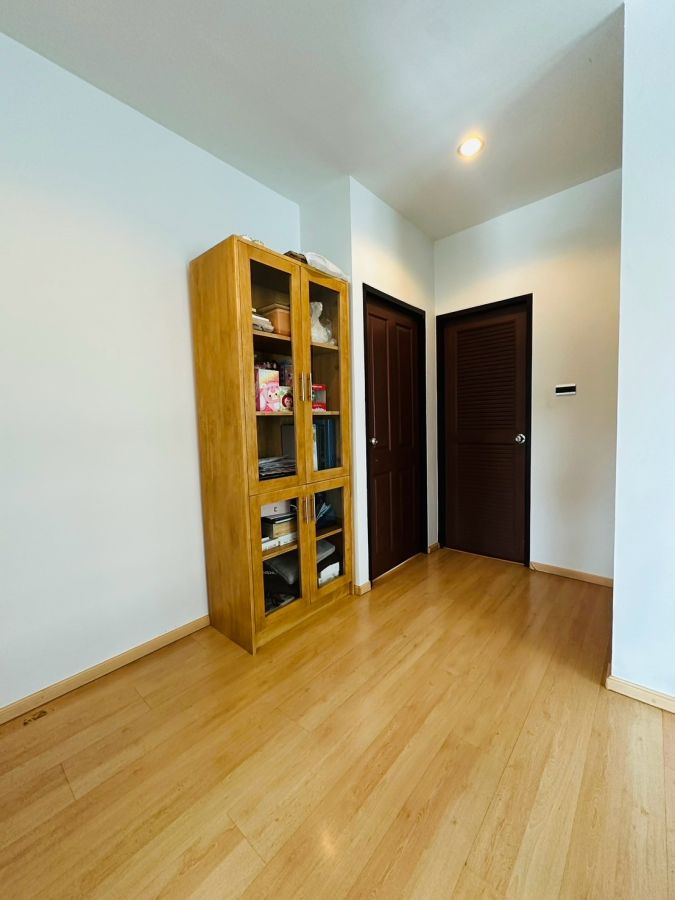 ขายบ้าน - ขายบ้านเดี่ยว หมู่บ้านอารียา สวนา 1 อยู่ถนนเมน ติดถนนเกษตร-นวมินทร์ ทำเลดีเยี่ยม เดินทางสะดวก