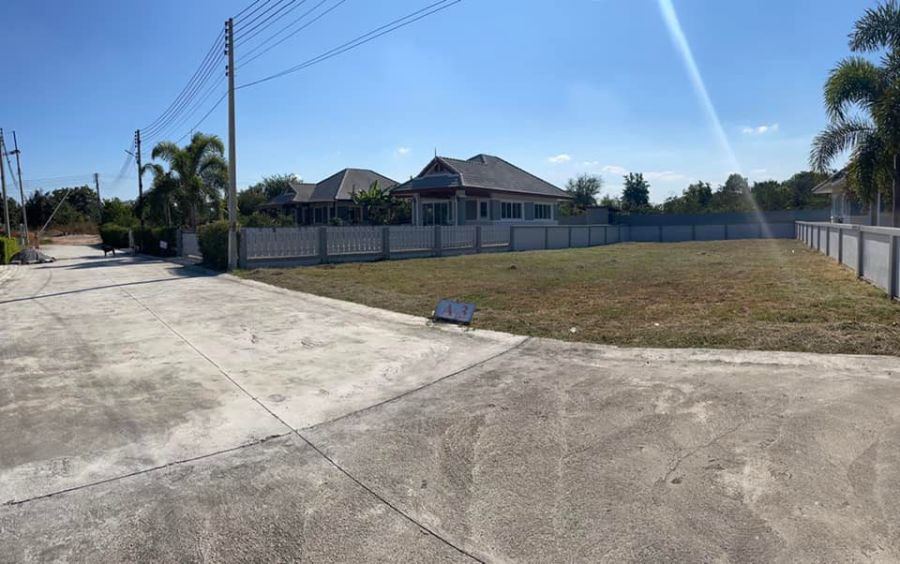 ขายที่ดิน - ขายที่ดินวิวเขา 113.5 ตารางวา ใกล้ Black Mountain หัวหิน วิวสวย