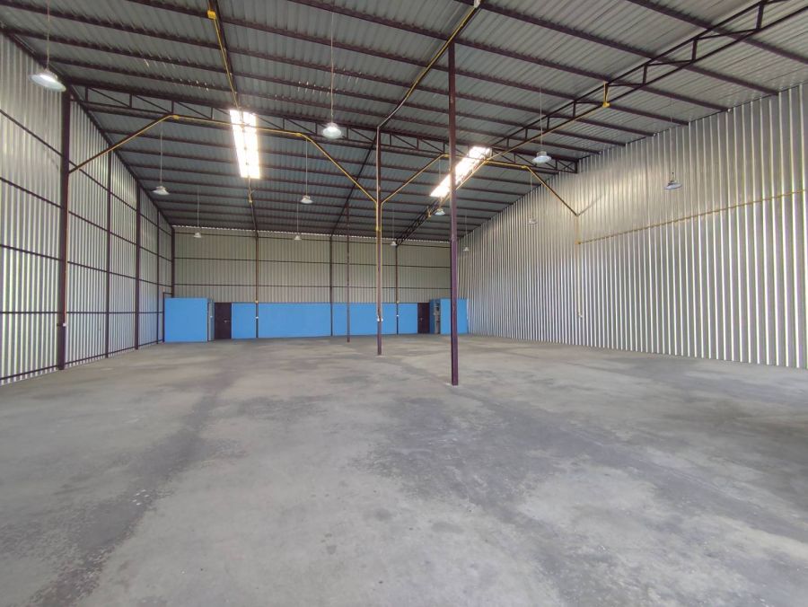 ให้เช่าโรงงาน / โกดัง - โกดังให้เช่า 200 และ 400 ตรม คลองหลวง คลองสาม ปทุมธานี