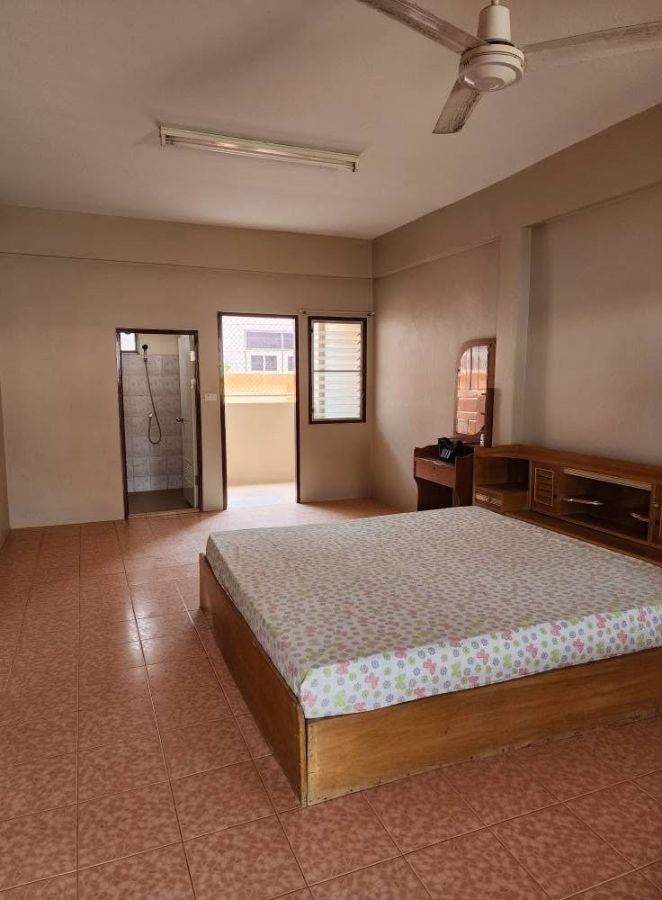 ขายอพาร์ทเม้นท์ / โรงแรม - ขายอพาร์ทเมนต์ พัทยา ชลบุรี พิกัด พัทยากลาง ซอยเนินพลับหวาน