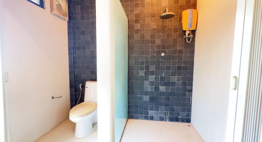 ขายอาคารพาณิชย์ / สำนักงาน - ขายอาคารพาณิชย์พุทธโอสถ ถนนอมรรัตนดิลก ใกล้ถนนสุรวงศ์ ถนนสี่พระยา