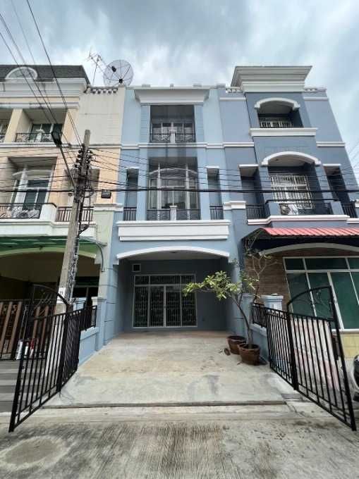 ขายทาวน์เฮาส์ - ขายทาวน์เฮ้าส์มือสองพร้อมอยู่ 3 ชั้น โครงการ ปริญลักษณ์ พระราม 2