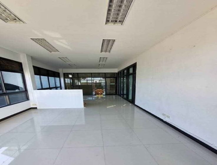 ให้เช่าโรงงาน / โกดัง - ให้เช่าโกดังพร้อมสำนักงาน / ถนนศาลายา-บางภาษี พุทธมณฑล คลองโยง / พื้นที่ดิน 350 ตารางวา พื้นที่ใช้สอย 488 ตารางเมตร