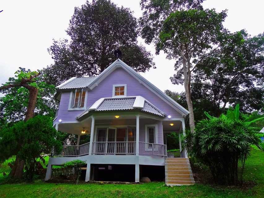 ให้เช่าบ้าน - ให้เช่าบ้านพักตากอากาศ 2 ชั้น สไตล์รีสอร์ท Brookside Valley Resort ระยอง