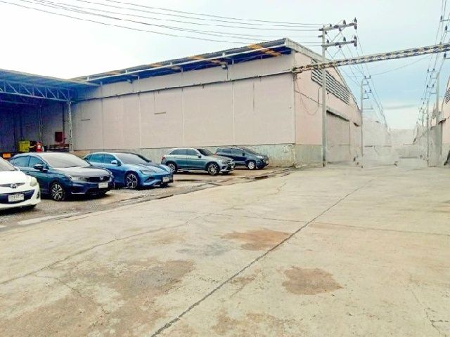 ให้เช่าโรงงาน / โกดัง - MRT แยกปากเกร็ด 4.8 กม . Free Zone ศูนย์กระจายสินค้าcpบางบัวทอง 1.7 กม. 300 ตร.วา. 1200 ตร.ม.