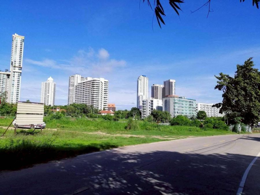 ขายที่ดิน - ขายทรัพย์สวย กลางใจเมืองพัทยา ที่ดิน 5 ไร่