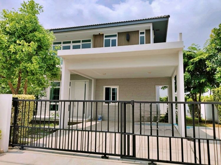 ขายบ้าน - ขายบ้านเดี่ยว 2 ชั้น 110.2 ตร.ว. มัณฑนา พรานนก-สาย 2 แบบ Amplify พร้อมอยู่ ทำเลดี ใกล้ Central ปิ่นเกล้า