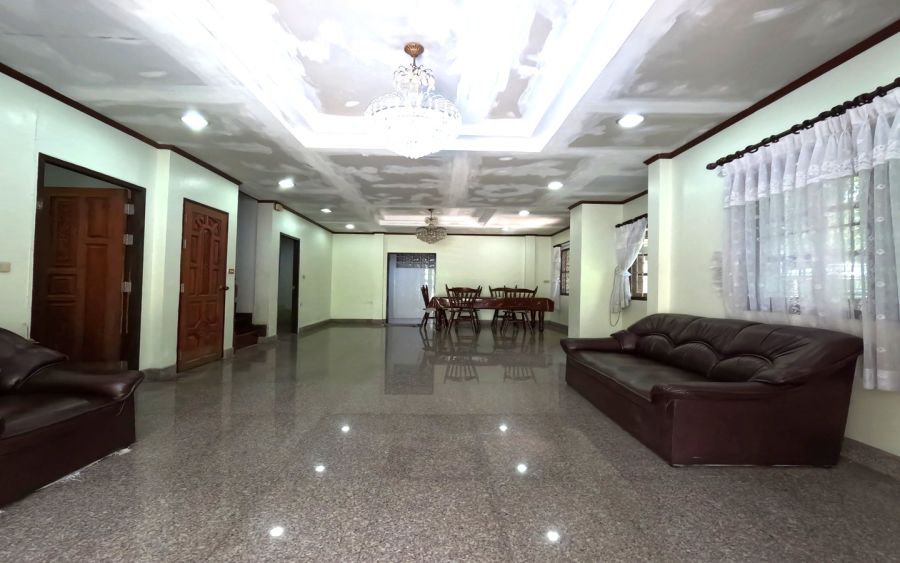 ขายบ้าน - ขายบ้านเดี่ยว ม.เพชรมณฑล ซ.นครลุง15 พุทธมณฑลสาย2 หลังริม ราคาต่ำกว่าตลาด