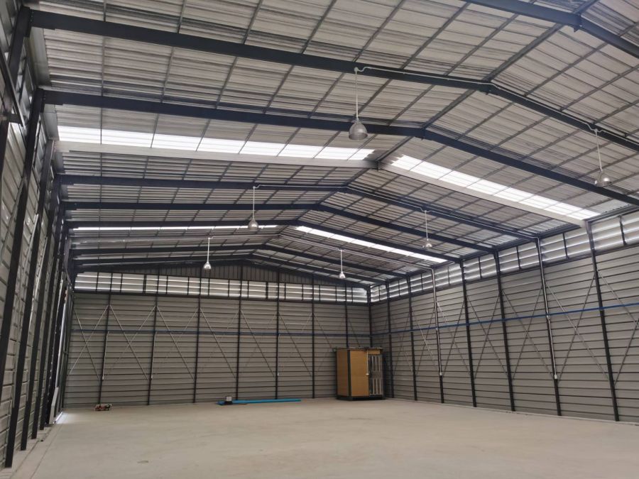 ให้เช่าโรงงาน / โกดัง - โกดังให้เช่า เลียบด่วน บางขุนเทียน150 ตรม. ราคา : ฿22,110 / ต่อเดือน