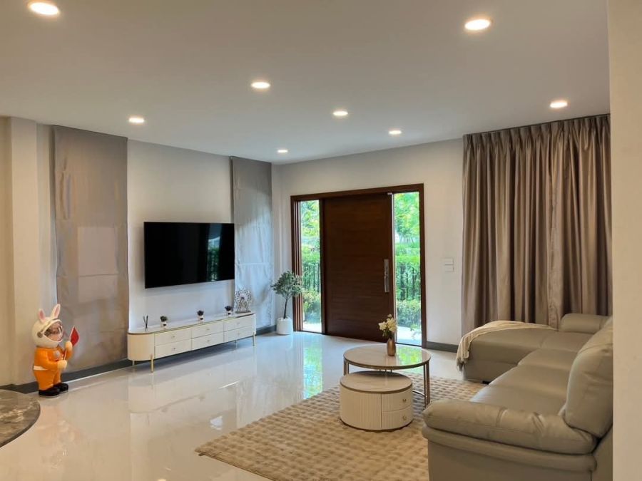 ให้เช่าบ้าน - ให้เช่า บ้านเดี่ยว 2 ชั้น หลังใหญ่ มบ.เดอะ ซิตี้ บางนา ใกล้เมกา บางนา