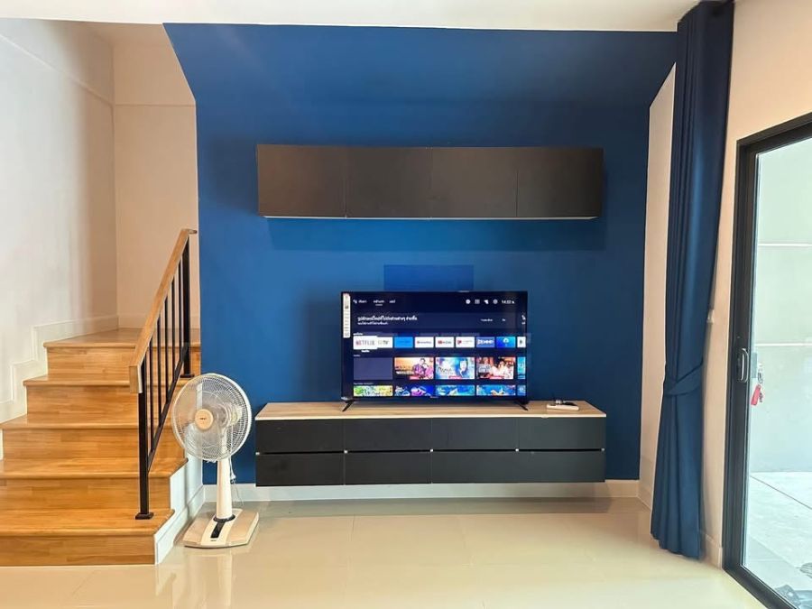 ให้เช่าทาวน์เฮาส์ - บ้านว่างให้เช่า บางกะดี โครงการ วี คอมพาวด์ ติวานนท์-รังสิต หลังริม