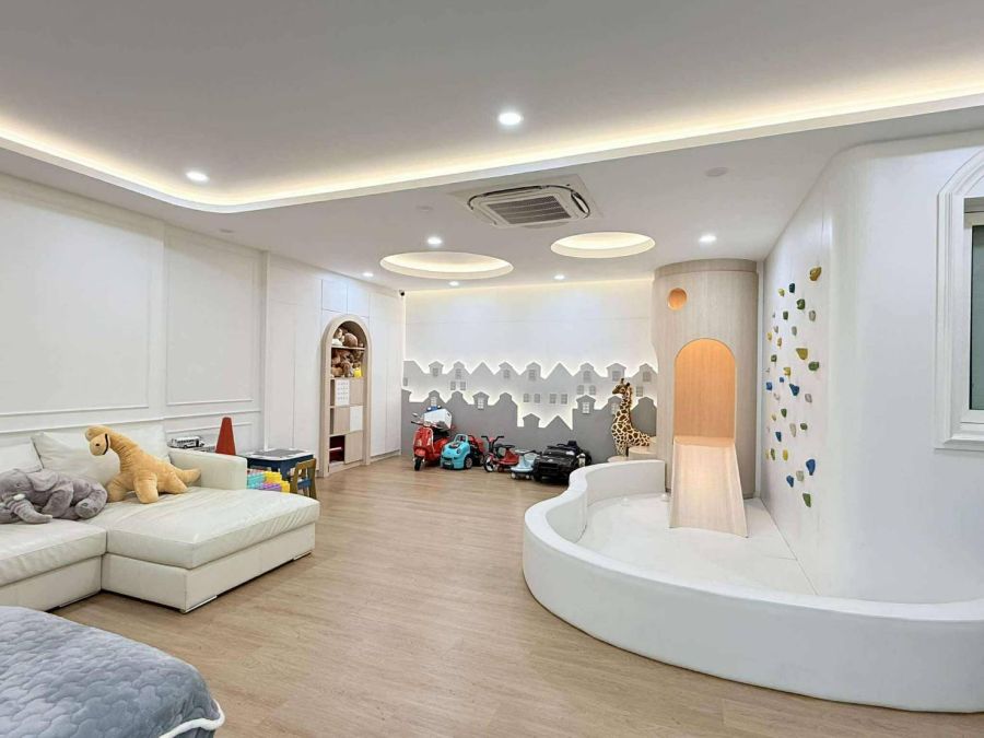 ขายบ้าน - ขายถูกมาก!! บ้านเดี่ยว 2 ชั้น หลังมุม ม.โกลเด้นวิลเลจ อ่อนนุช-พัฒนาการ บิ้วอินทั้งหลัง ใกล้ห้าง แอร์พอร์ตลิ้งค์