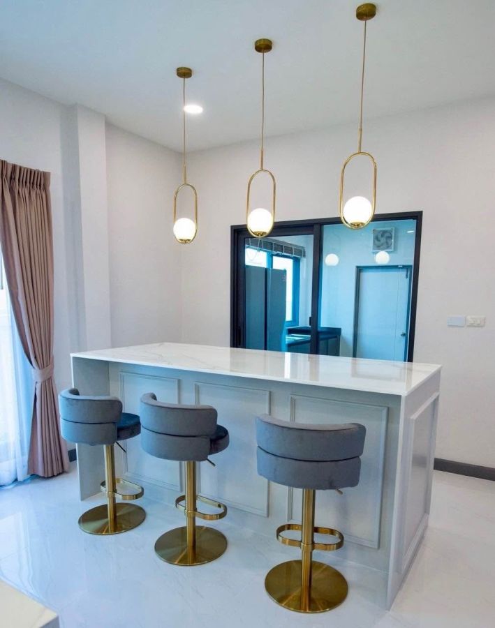 ให้เช่าบ้าน - ให้เช่าบ้านเดี่ยว The City บางนา ทำเลที่ติดกับถนนกาญจนาภิเษก ซึ่งมีจุดเด่นคือใกล้ Mega บางนา ถึงทางด่วนกาญจนภิเษก และ ทางด่วนบูรพาวิถี เพียง 5 นาที