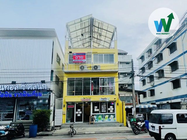 ขายอาคารพาณิชย์ / สำนักงาน - ขายด่วน อาคารพาณิชย์ 3.5 ชั้น ซอยประชานิเวศน์ 3 ทำเลธุรกิจ
