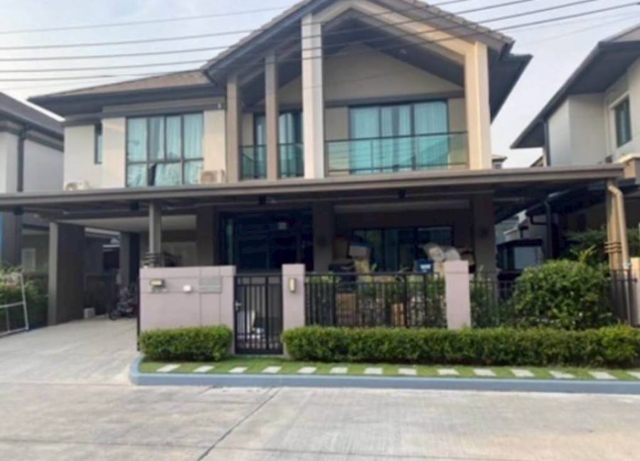 ให้เช่าบ้าน - ให้เช่าบ้านเดี่ยว 2 ชั้น 3 ห้องนอน (ห้องนำ้ในตัวทุกห้อง) พร้อมสระว่ายน้ำในโครงการ บางกอกบูเลอวาร์ดพระราม9-2 (ด่านทับช้าง)