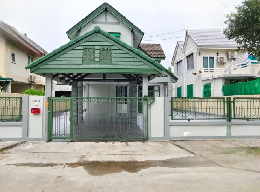 ให้เช่าบ้าน - ให้เช่า บ้านเดี่ยว บ้านประชาชื่น รีโนเวทใหม่ พร้อมเข้าอยู่!