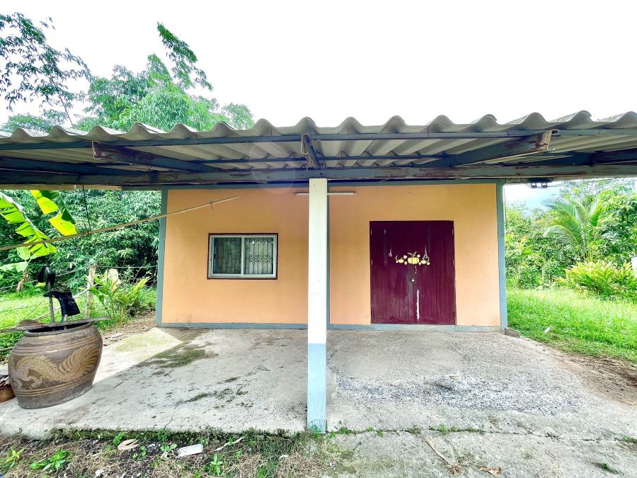 ขายบ้าน - ขายบ้านสวน 85.7 ตารางวา ต.สาริกา อ.เมือง จ.นครนายก ติดถนน