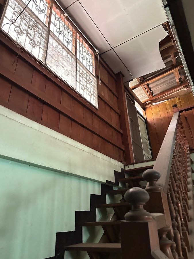 ขายที่ดิน - ขายที่ดินพร้อมสิ่งปลูกสร้างหลังโรงพยาบาลลานาเชียงใหม่