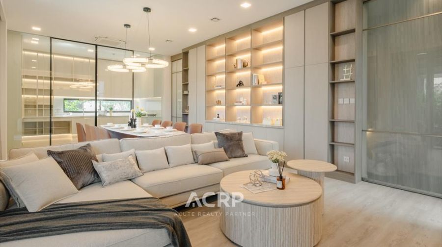 ให้เช่าบ้าน - ให้เช่าบ้านเดี่ยว 3 ชั้น หลังมุม ใหม่เอี่ยม โครงการ VIVE กรุงเทพกรีฑา ใกล้โรงเรียนเวลลิงตัน