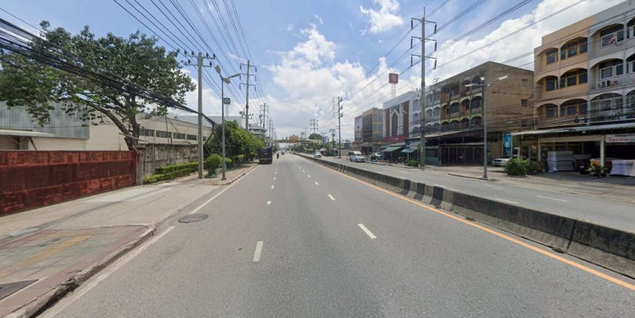 ขายที่ดิน - ขายที่ดินพร้อมสิ่งปลูกสร้าง ติดถนนปู่เจ้าสมิงพราย!