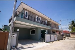 ขายบ้าน - ขายบ้านเดี่ยว 2 ชั้น หมู่บ้านเทพพานิช ซอยพิเศษ เฟอร์นิเจอร์ครบ พร้อมเข้าอยู่ เมืองเพชรบุรี ใกล้ม.ราชภัฏเพชรบุรี