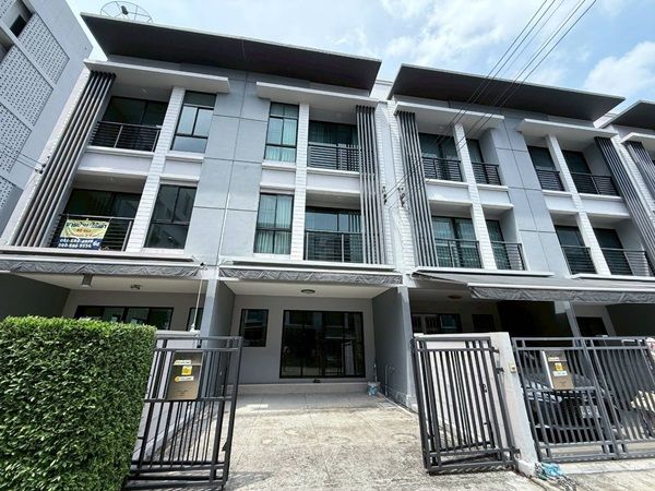 ขายทาวน์เฮาส์ - ขายทาวน์โฮม 3 ชั้น บ้านกลางเมือง รัตนาธิเบศร์ ใกล้รถไฟฟ้าสายสีม่วง สภาพใหม่ เจ้าของดูแลดีมาก