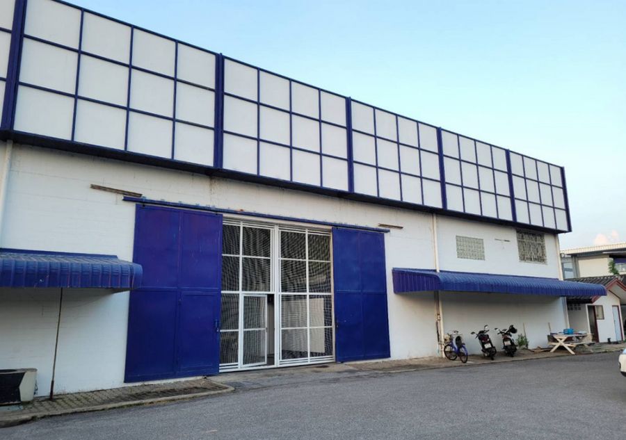 ให้เช่าโรงงาน / โกดัง - ให้เช่า โกดัง โรงงาน พร้อมส่วนออฟฟิศ 1,200 ตารางเมตร ซอยอุดมสุข 37 ถนนสุขุมวิท 103 บางจาก พระโขนง