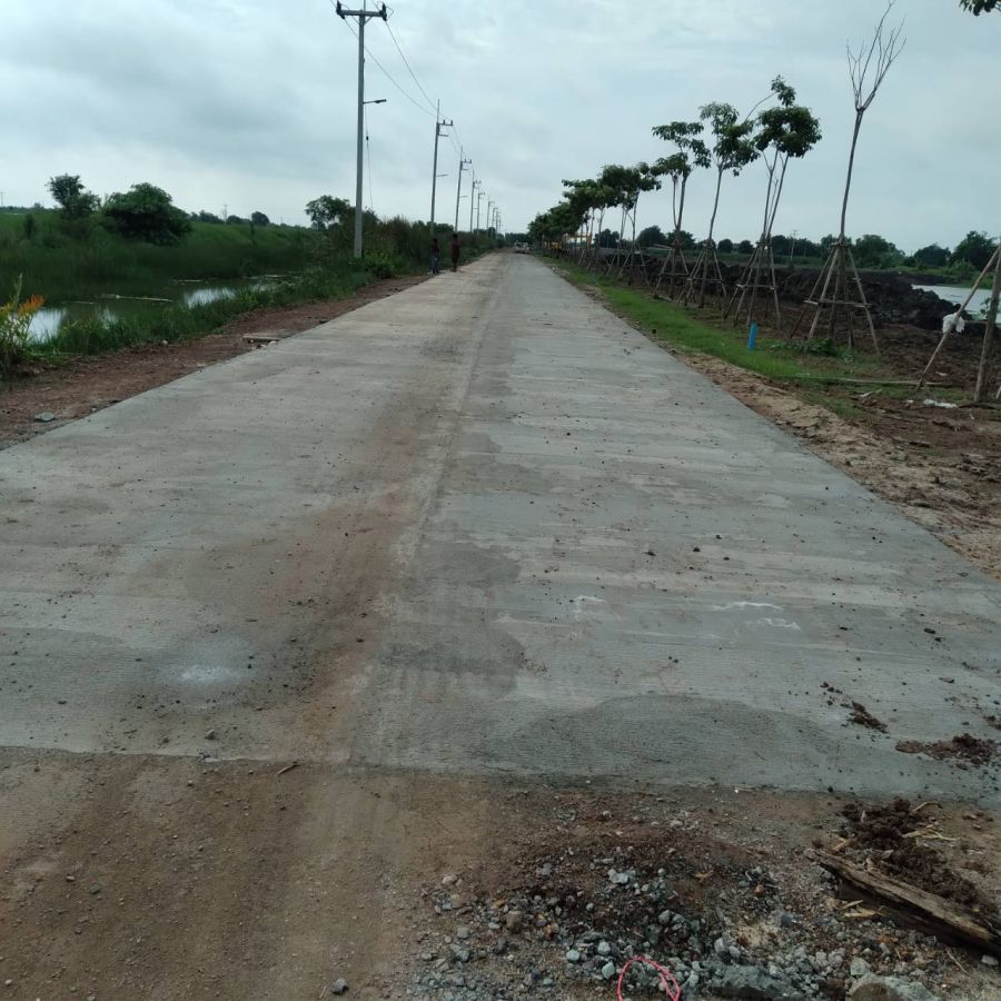 ขายที่ดิน - ขายที่ดินเนื้อที่ 28 ไร่ 3 งาน 63 ตรว. ติดถนนหลวง ใกล้วัดวัดมณีวงค์