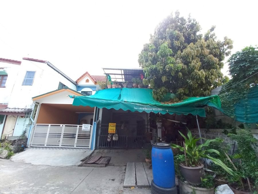 ขายทาวน์เฮาส์ - ขายบ้าน 2 ชั้น หลังริม หมู่บ้านฉัตรณรงค์วิลล่า 4 คลอง3 ลำลูกกา