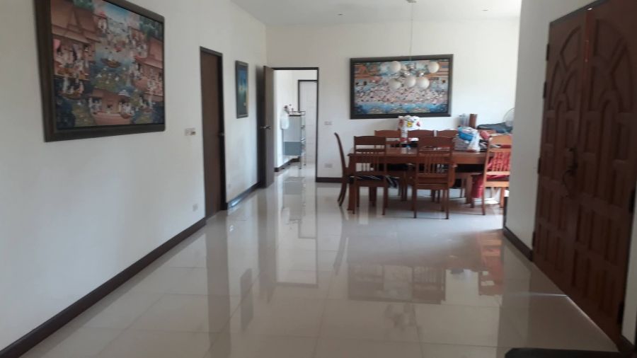 ขายบ้าน - ขายบ้านเดี่ยวตำบลหนองระเวียงอำเภอเมืองนครราชสีมา #บ้านเดี่ยวหลังใหญ่ 5 นอน3น้ำ #บ้านหลังเล็กอีก 2 หลัง บนพื้นที่ 1 ไร่1 งาน 81ตร.วโฉนด