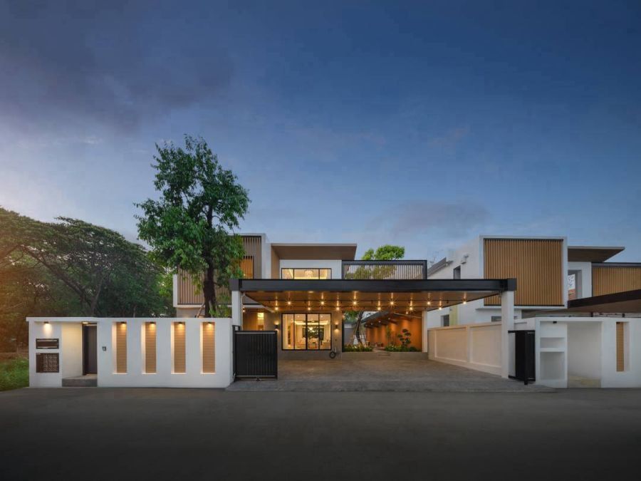 ขายบ้าน - ไตล์โมเดิร์น กลางเมืองเชียงใหม่ สุดยอดของทำเลใกล้ทุกสิ่งที่คุณต้องการ ไม่ว่าจะเป็นโรงเรียนนานาชาติชั้นนำ, ห้างสรรพสินค้าสุดหรู, โรงพยาบาล