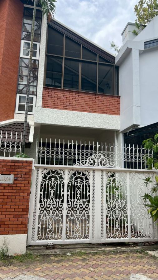 ขายบ้าน - ขายบ้าน 5 ชั้น พร้อมที่ดิน ขนาด 37 ตร.ว. ซอยหลังสวน ใจกลางเมืองใกล้รถไฟฟ้าสถานีชิดลม เพลินจิต ถูกสุดในโครงการ