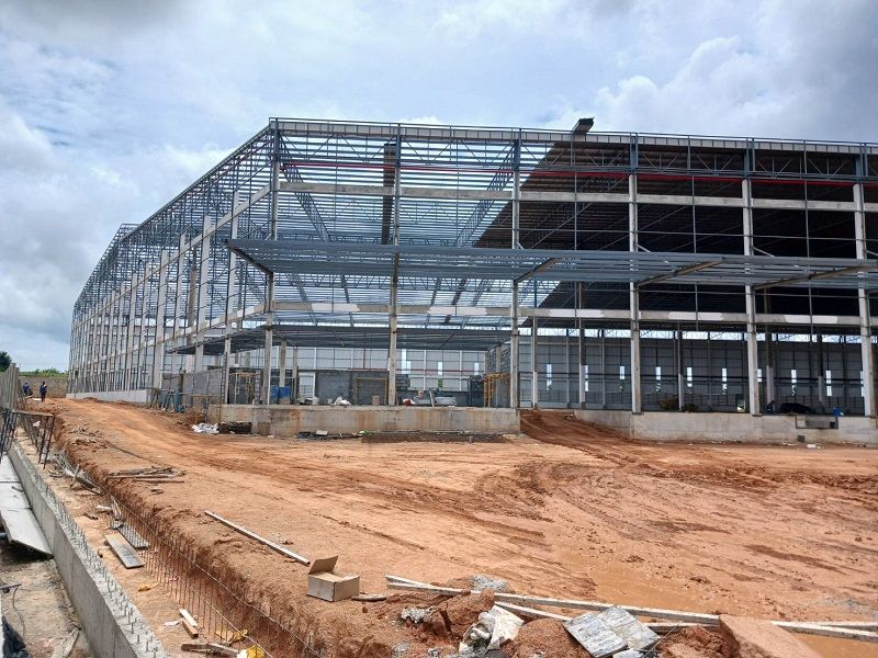 ให้เช่าโรงงาน / โกดัง - ให้เช่าโรงงานอำเภอศรีราชา จังหวัดชลบุรี ผังสีม่วงลาย ขนาด 14,145 ตร.ม.