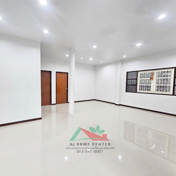 ขายทาวน์เฮาส์ - ขายทาวน์เฮ้าส์40.8ตรว. ซ.เลียบคลองภาษีเจริญฝั่งเหนือ2 ซ.เพชรเกษม69 บ้านหลังใหญ่ สภาพดีพร้อมอยู่