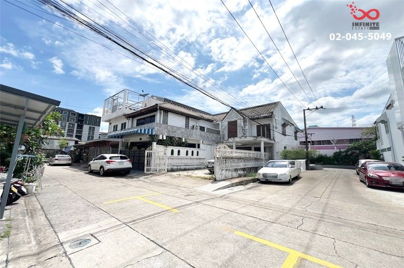 ขายทาวน์เฮาส์ - ขายทาวน์โฮมหลังมุม 2 ชั้น หมู่บ้านอยู่เจริญ 10 ใกล้ MRT สุทธิสาร ทำเลกลางเมือง เหมาะอยู่อาศัยหรือโฮมออฟฟิศ